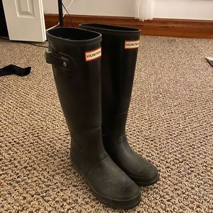 HUNTER Knee-high Boots - Size 7